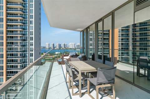18975 Collins Ave 1104, Sunny Isles Beach FL - photo 6 of 30