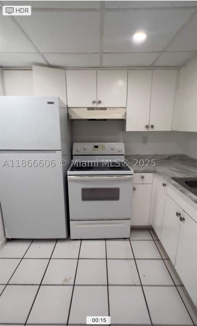 2 bedroom Condominium at 498 NW 165th St Rd D-101, Montecarlo Condo, Miami — photo 3