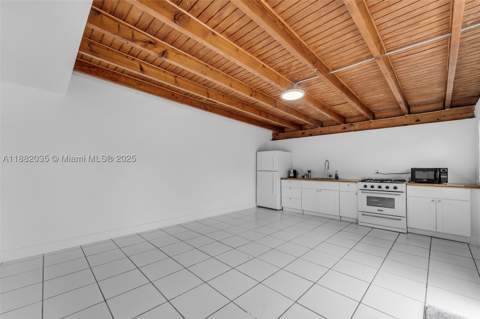 12750 SW 197th Ave, Miami FL - photo 16 of 60