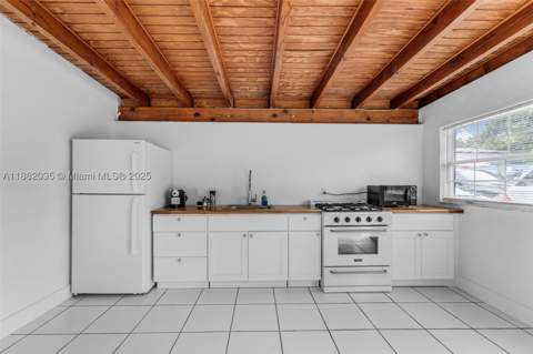 12750 SW 197th Ave, Miami FL - photo 17 of 60