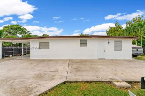 12750 SW 197th Ave, Miami FL - photo 24 of 60