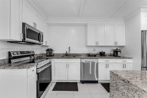 12750 SW 197th Ave, Miami FL - photo 7 of 60