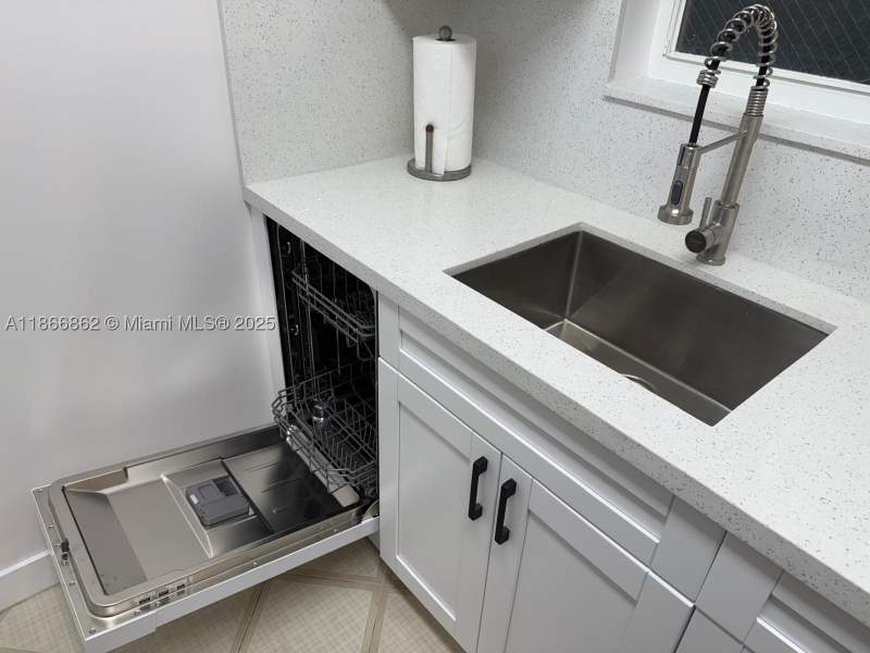 2 bedroom Condominium at 160 SW 30th Ave 109A, Flagler Plaza Condo, Miami — photo 5