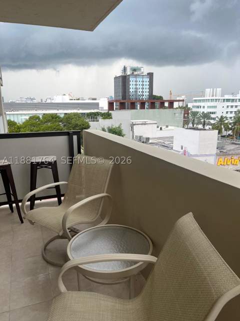 1621 Collins Ave 701, Miami Beach FL - photo 6 of 17