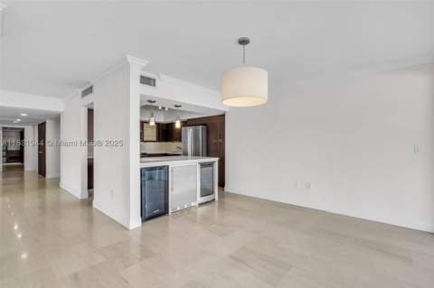 155 Ocean Lane Dr 300, Key Biscayne FL - photo 8 of 37
