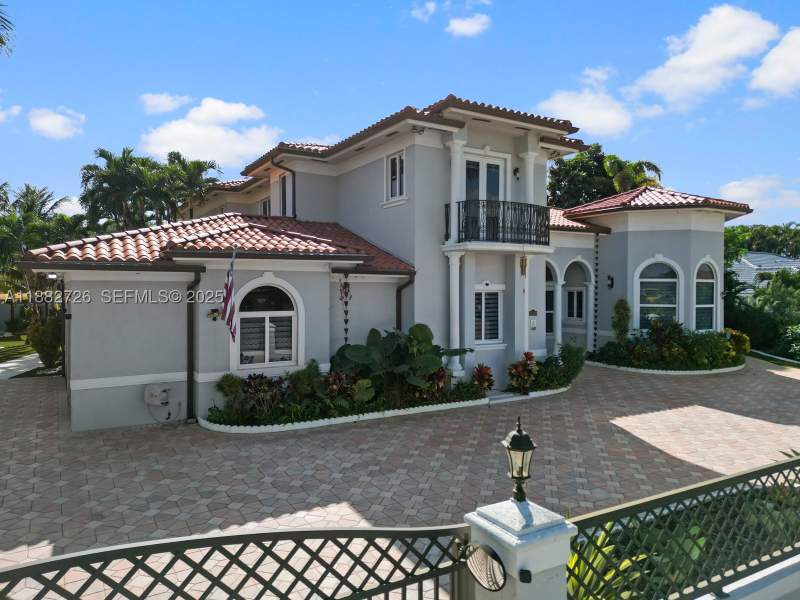 5 bedroom SingleFamilyResidence at 12770 SW 188th St, South Springs Homes, Miami — photo 3