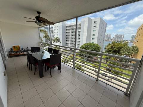 17801 N Bay Rd 505, Sunny Isles Beach FL - photo 23 of 27