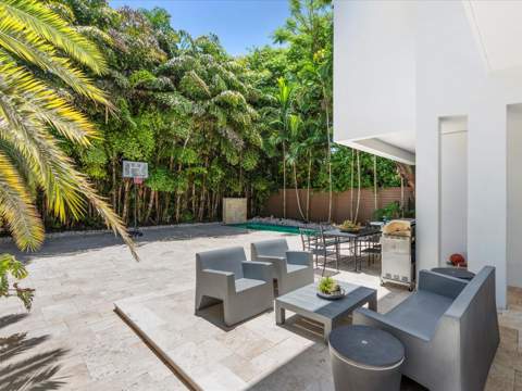 3917 SW 42nd Avenue, Miami FL - photo 14 of 60
