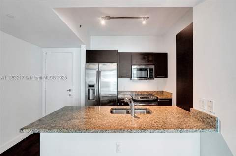 950 Brickell Bay Dr 1704, Miami FL - photo 7 of 45
