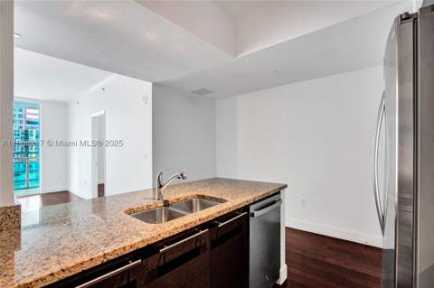 950 Brickell Bay Dr 1704, Miami FL - photo 8 of 45