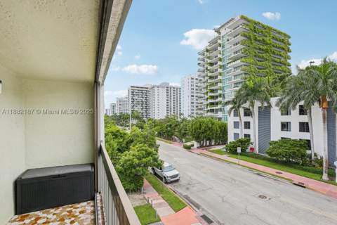 1345 West Avenue 304, Miami Beach FL - photo 20 of 30