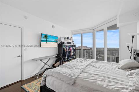 1900 N Bayshore Dr 4018, Miami FL - photo 20 of 37