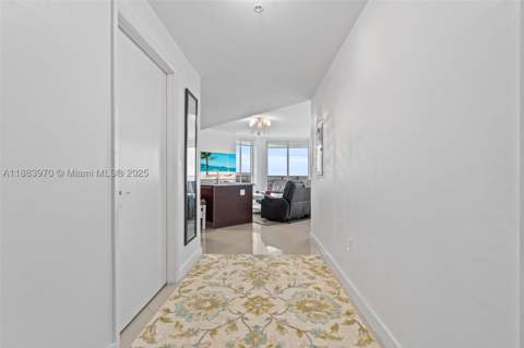 1900 N Bayshore Dr 4018, Miami FL - photo 6 of 37