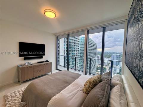 1000 Brickell Plz 3302, Miami FL - photo 20 of 26