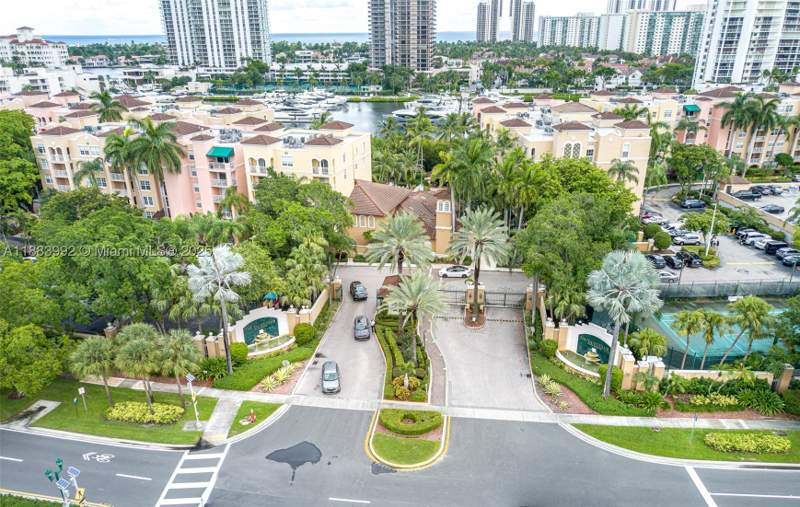 3 bedroom Condominium at 19601 E Country Club Dr 7308, The Yacht Club At Aventura, Aventura — photo 2