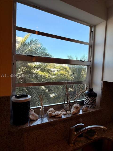 4142 N Jefferson Ave 4D, Miami Beach FL - photo 17 of 32