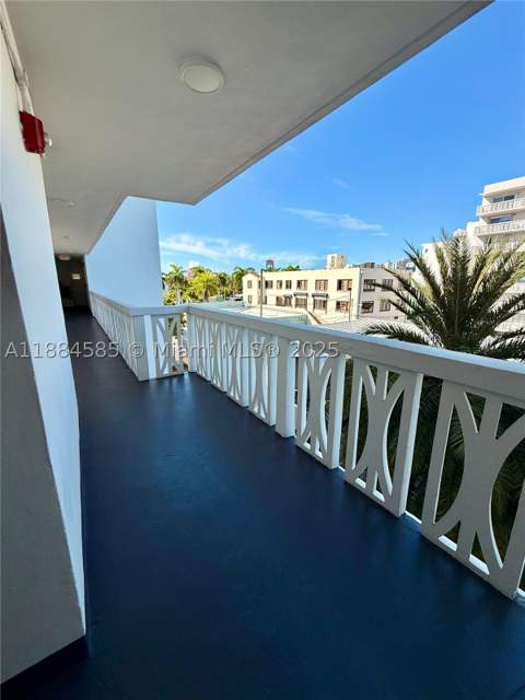4142 N Jefferson Ave 4D, Miami Beach FL - photo 24 of 32