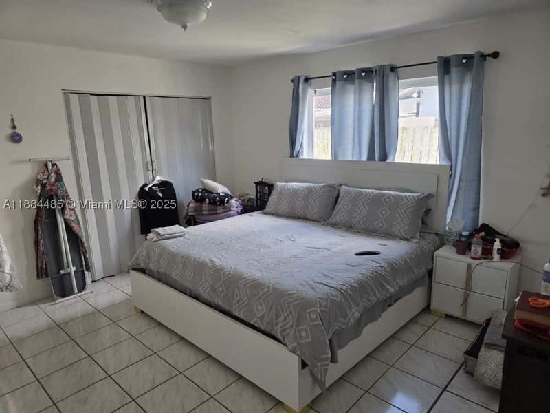 3 bedroom SingleFamilyResidence at 130 SW 115th Ave, Sweetwater Park, Sweetwater — photo 5