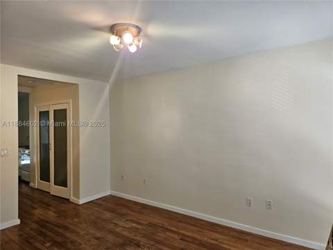 745 13th St 16, Miami Beach FL - photo 11 of 27