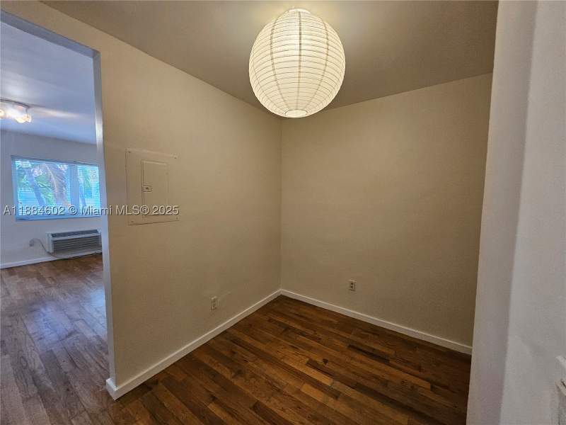 0 bedroom Condominium at 745 13th St 16, Beachwalk Condo, Miami Beach — photo 4