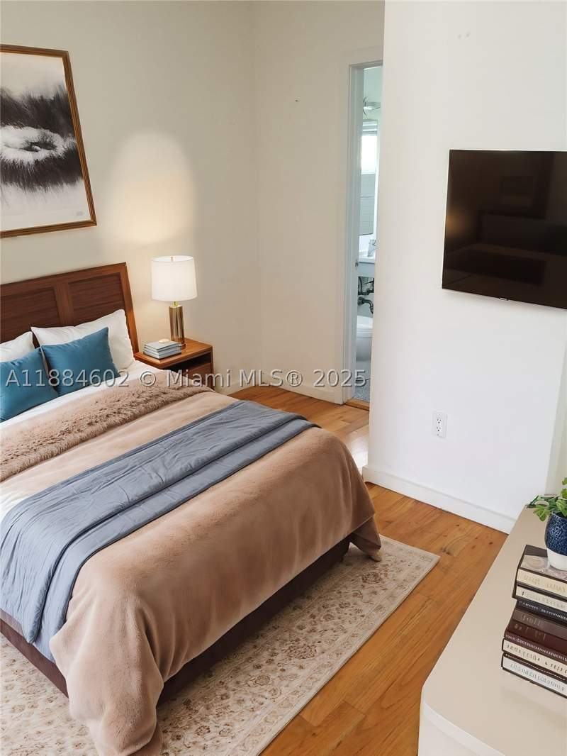 0 bedroom Condominium at 745 13th St 16, Beachwalk Condo, Miami Beach — photo 5