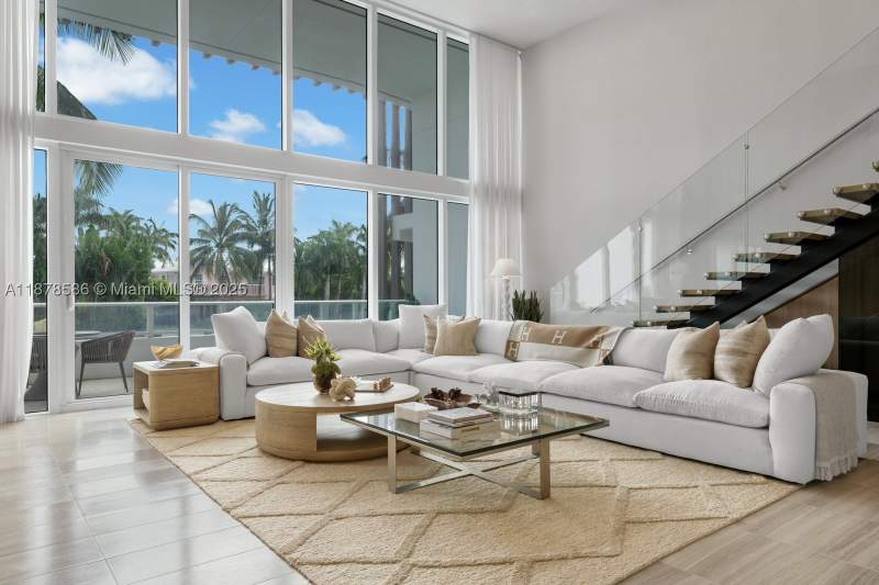 2 bedroom Condominium at 4701 N Meridian Ave 222, 4701 NORTH MERIDIAN CONDO, Miami Beach — photo 3