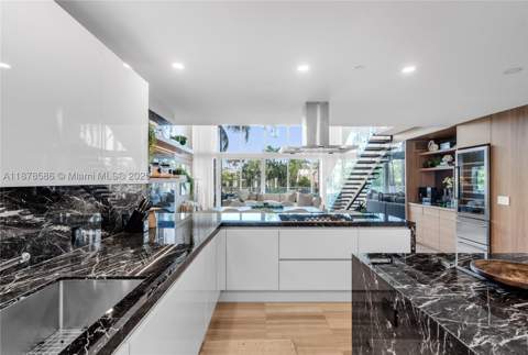4701 N Meridian Ave 222, Miami Beach FL - photo 8 of 44