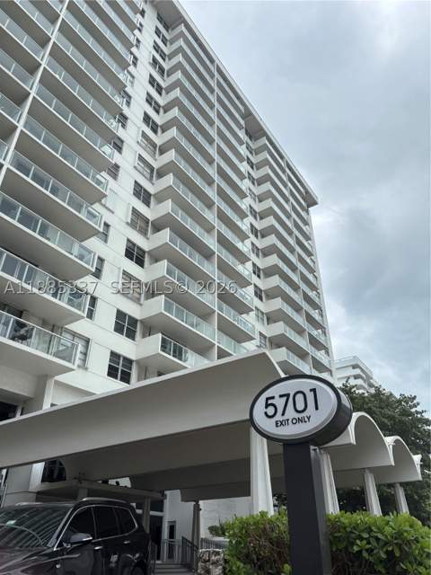 5701 Collins Ave 709, Miami Beach FL - photo 13 of 20