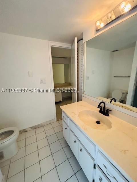 1 bedroom Condominium at 5701 Collins Ave 709, Arlen Beach Condo, Miami Beach — photo 3