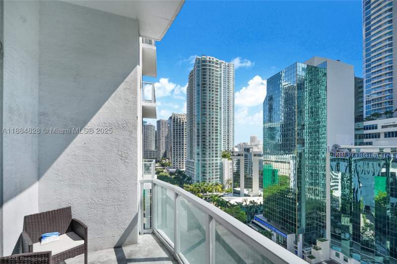 1 bedroom Condominium at 1060 Brickell Ave 1203, 1060 Brickell Condo, Miami — photo 2