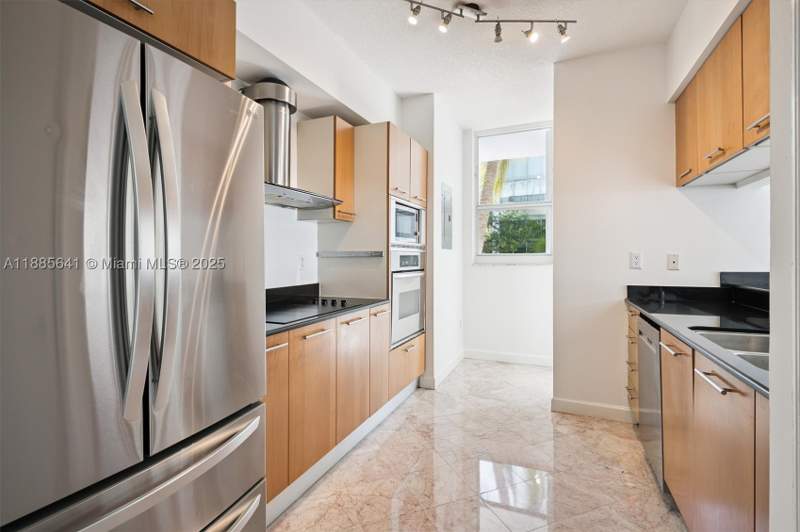 3 bedroom Condominium at 5970 Indian Creek Dr 302, Nautica Condo, Miami Beach — photo 4