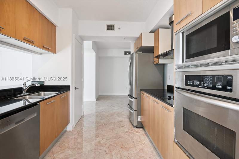 3 bedroom Condominium at 5970 Indian Creek Dr 302, Nautica Condo, Miami Beach — photo 5