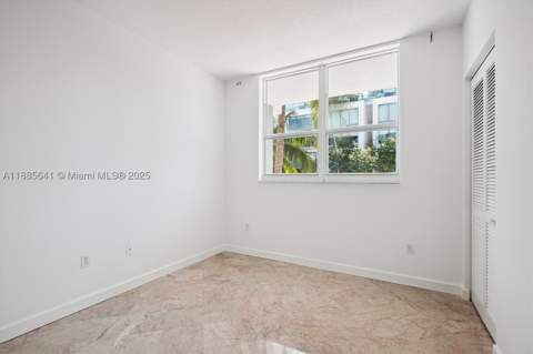 5970 Indian Creek Dr 302, Miami Beach FL - photo 9 of 20