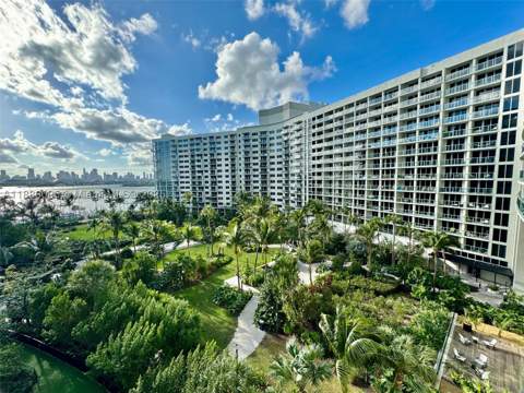 1500 Bay Rd 122S, Miami Beach FL - photo 24 of 44