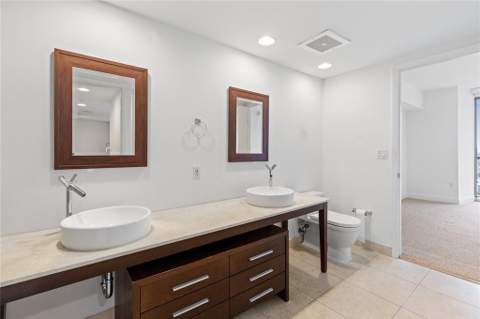 465 Brickell Avenue 2706, Miami FL - photo 13 of 26