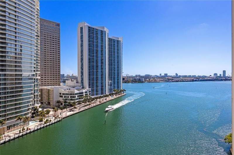 1 bedroom Condominium at 465 Brickell Avenue 2706, Icon Brickell Condo No, Miami — photo 2