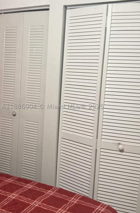 19611 NW 47th Ave, Miami Gardens FL - photo 7 of 21