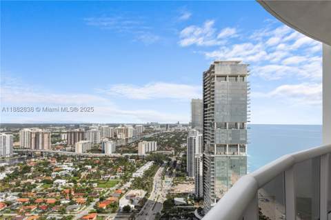 18201 Collins Ave 5301, Sunny Isles Beach FL - photo 8 of 47
