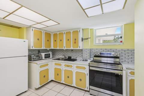 525 NE 58th Street, Miami FL - photo 8 of 46