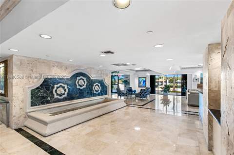 2625 Collins Ave 608, Miami Beach FL - photo 19 of 30