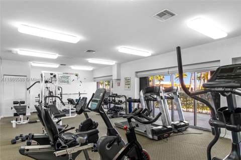 2625 Collins Ave 608, Miami Beach FL - photo 21 of 30