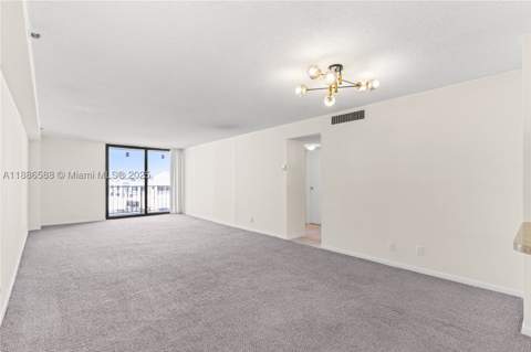 2625 Collins Ave 608, Miami Beach FL - photo 6 of 30