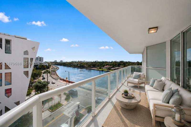 2 bedroom Condominium at 3411 Indian Creek Dr 604, King David Towers Condo, Miami Beach — photo 2