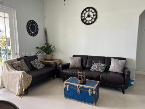 18247 NW 88th Pl, Hialeah FL - photo 16 of 45