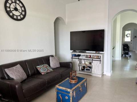 18247 NW 88th Pl, Hialeah FL - photo 17 of 45