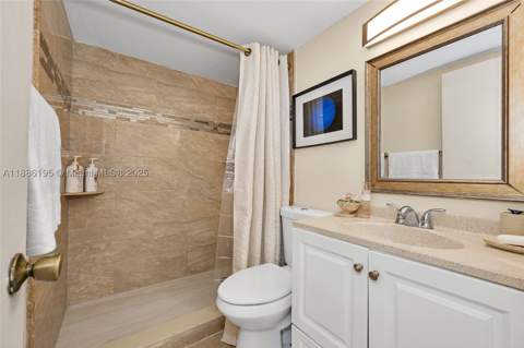 2750 NE 183rd St 2204, Aventura FL - photo 10 of 31