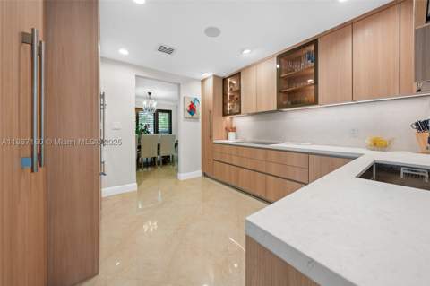 6420 SW 63rd Ter, South Miami FL - photo 11 of 38