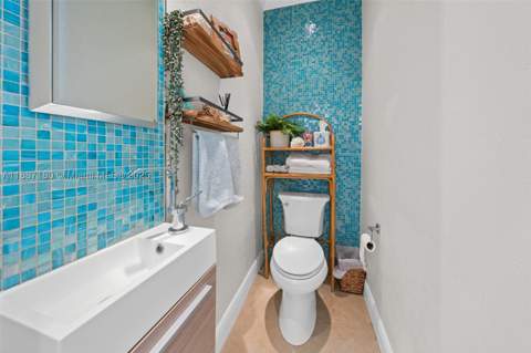 6420 SW 63rd Ter, South Miami FL - photo 16 of 38
