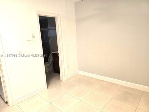 835 Meridian Ave 4, Miami Beach FL - photo 8 of 12