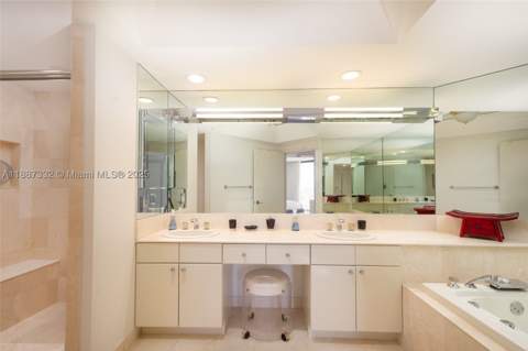 2000 Island Blvd 1002, Aventura FL - photo 14 of 26